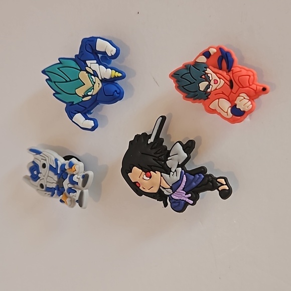 Bundle of 4 crock's charms. Pop some personality into your shoes with Jibbitz - Picture 4 of 6